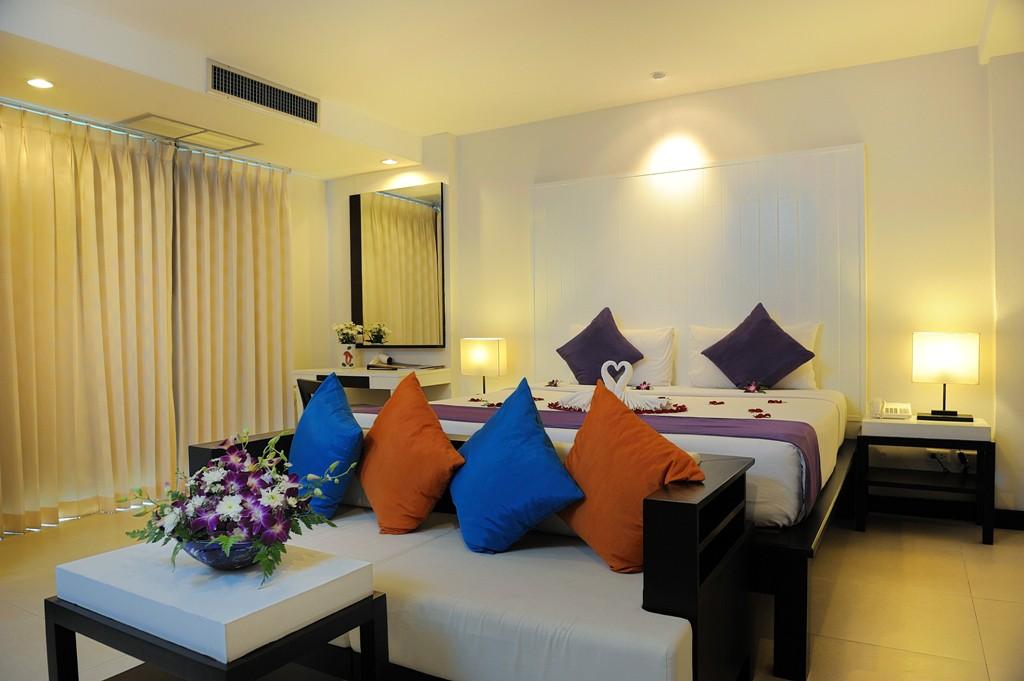 Baramee Resortel Patong Exterior foto