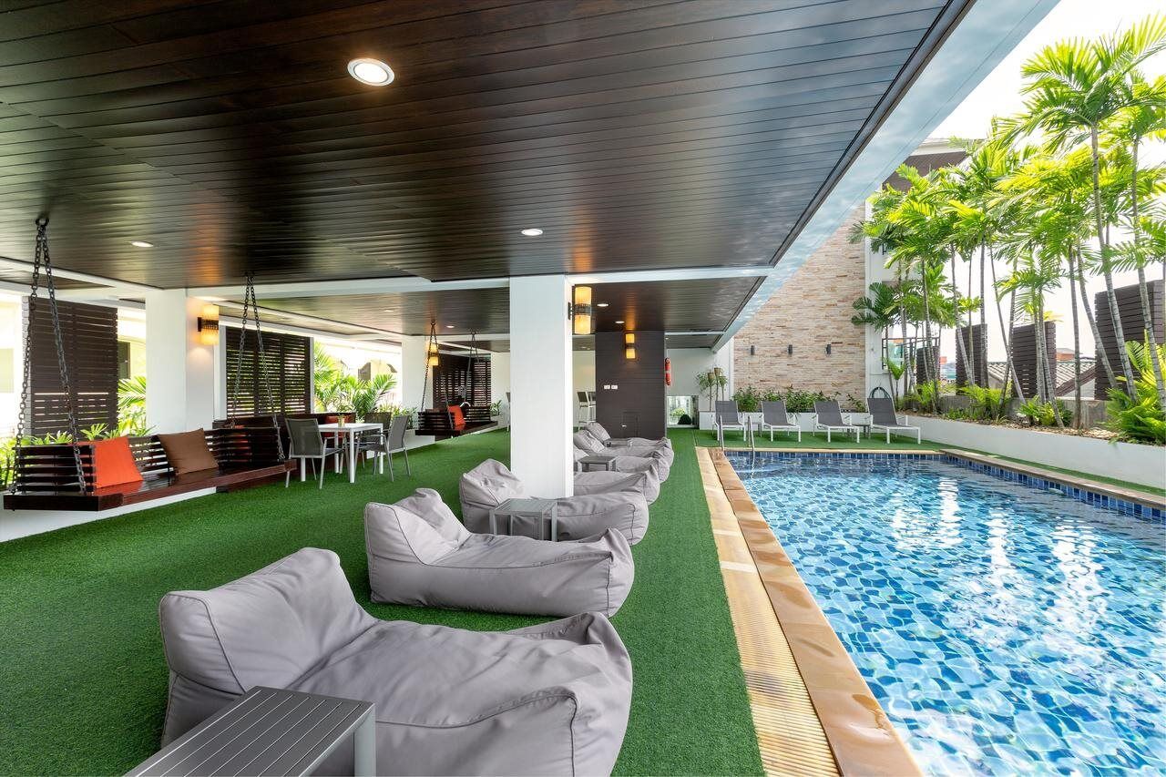 Baramee Resortel Patong Exterior foto