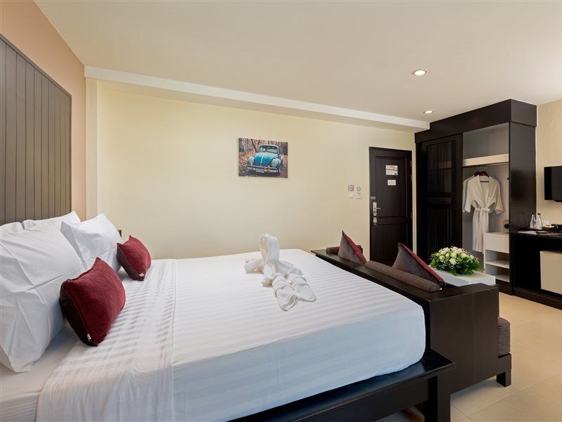 Baramee Resortel Patong Exterior foto